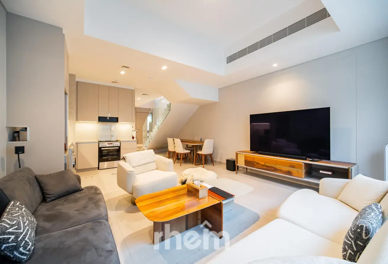 FULLY FURNISHED | VACANT SOON | VASTU