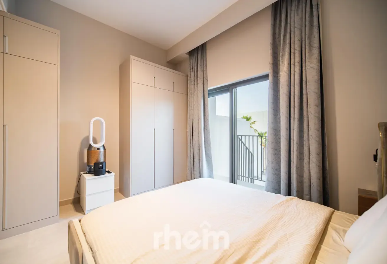 FULLY FURNISHED | VACANT SOON | VASTU