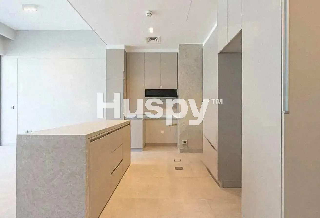 Large Layout | Furnished | Vacant