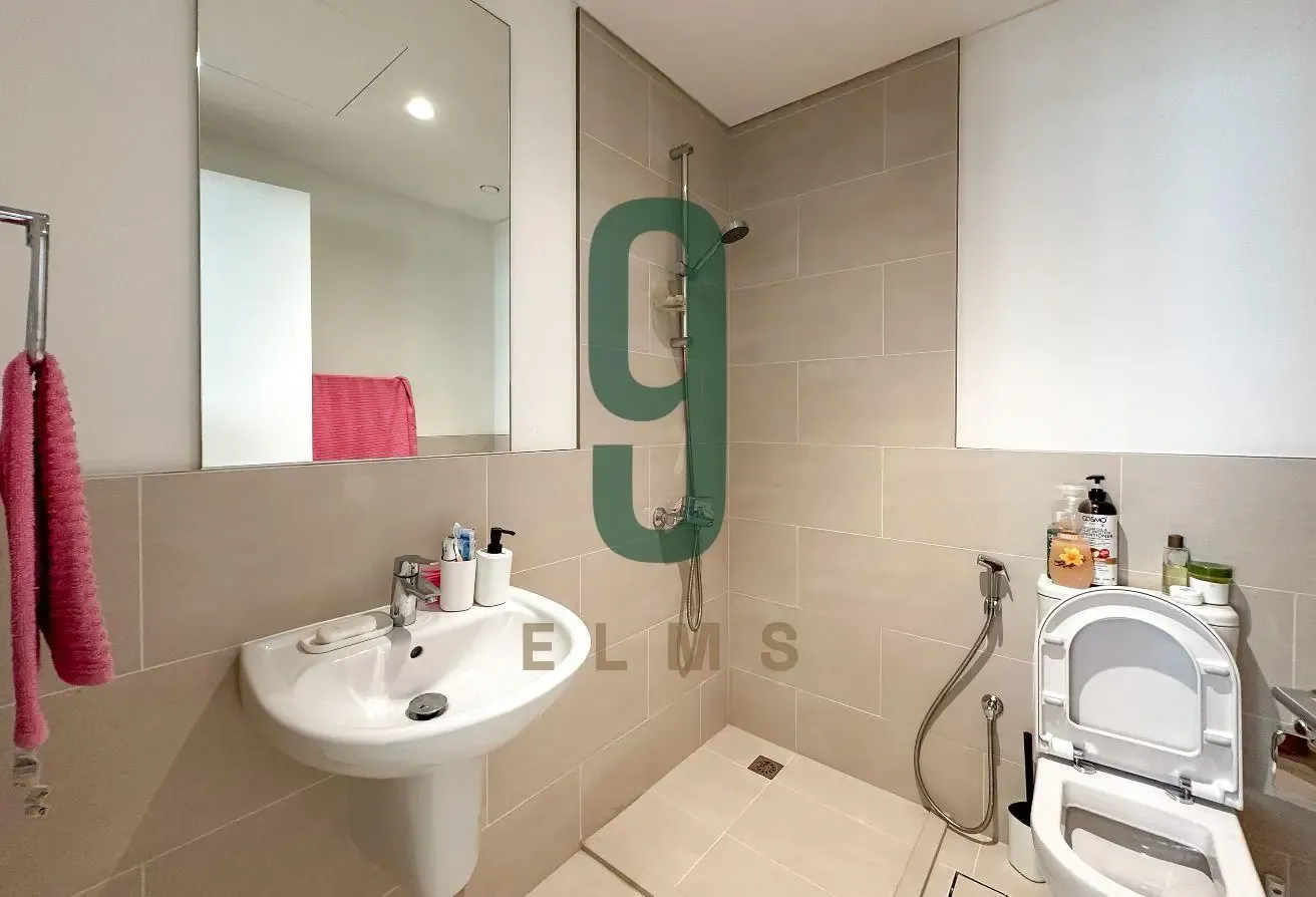 Spacious 3 Bedroom | Exclusive | Beach Access
