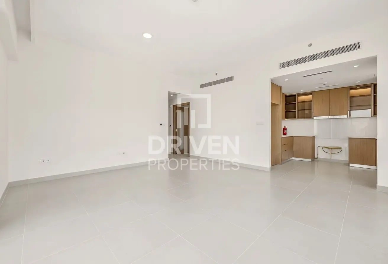 Genuine Resale | Best Price | Prime Location
