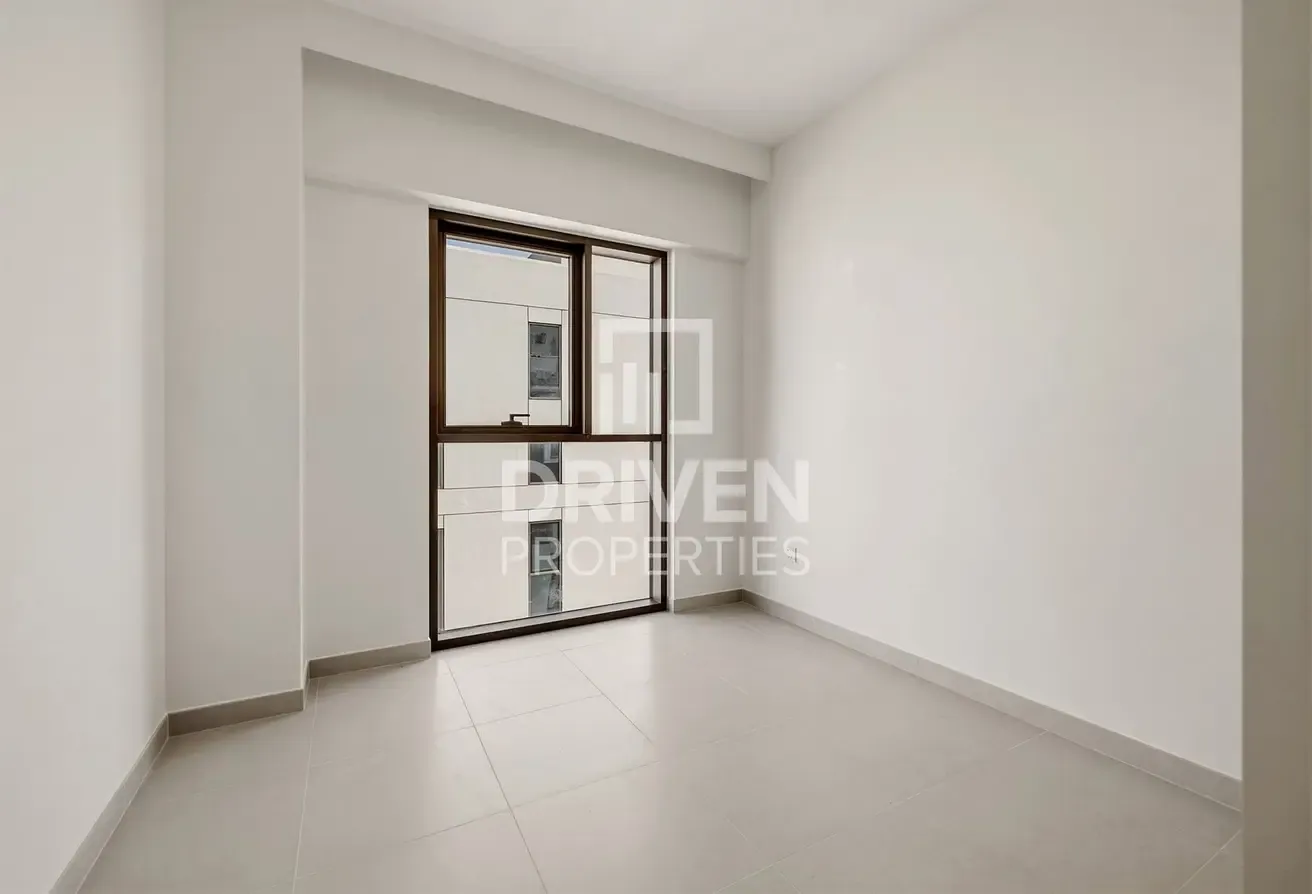 Genuine Resale | Best Price | Prime Location