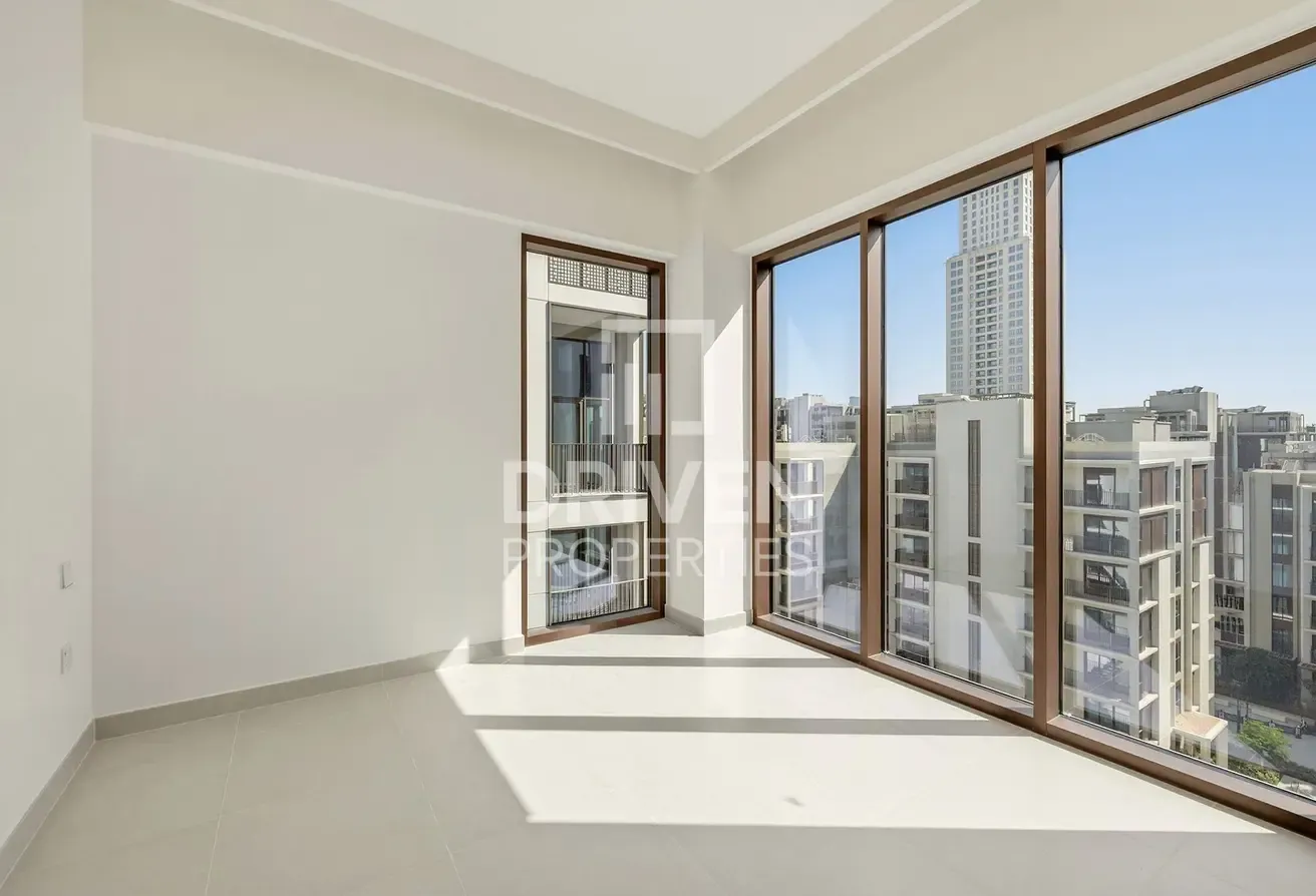 Genuine Resale | Best Price | Prime Location