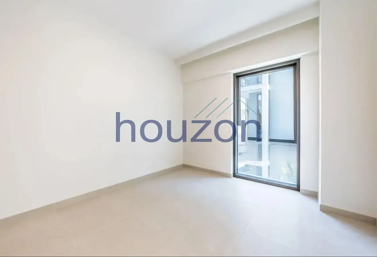 Spacious 3BR | Beach Access | High Floor