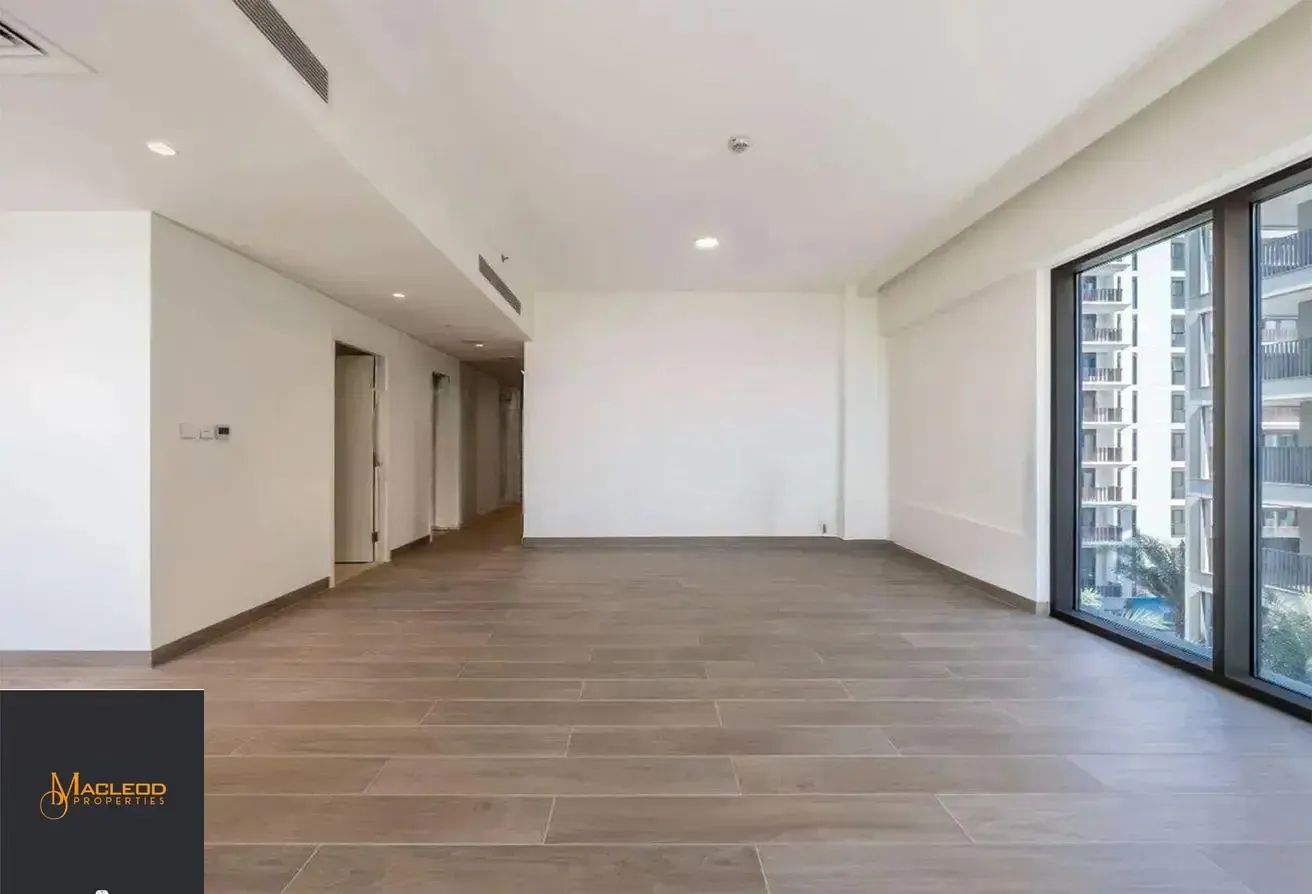 Spacious 3BR | Beach Access | High Floor