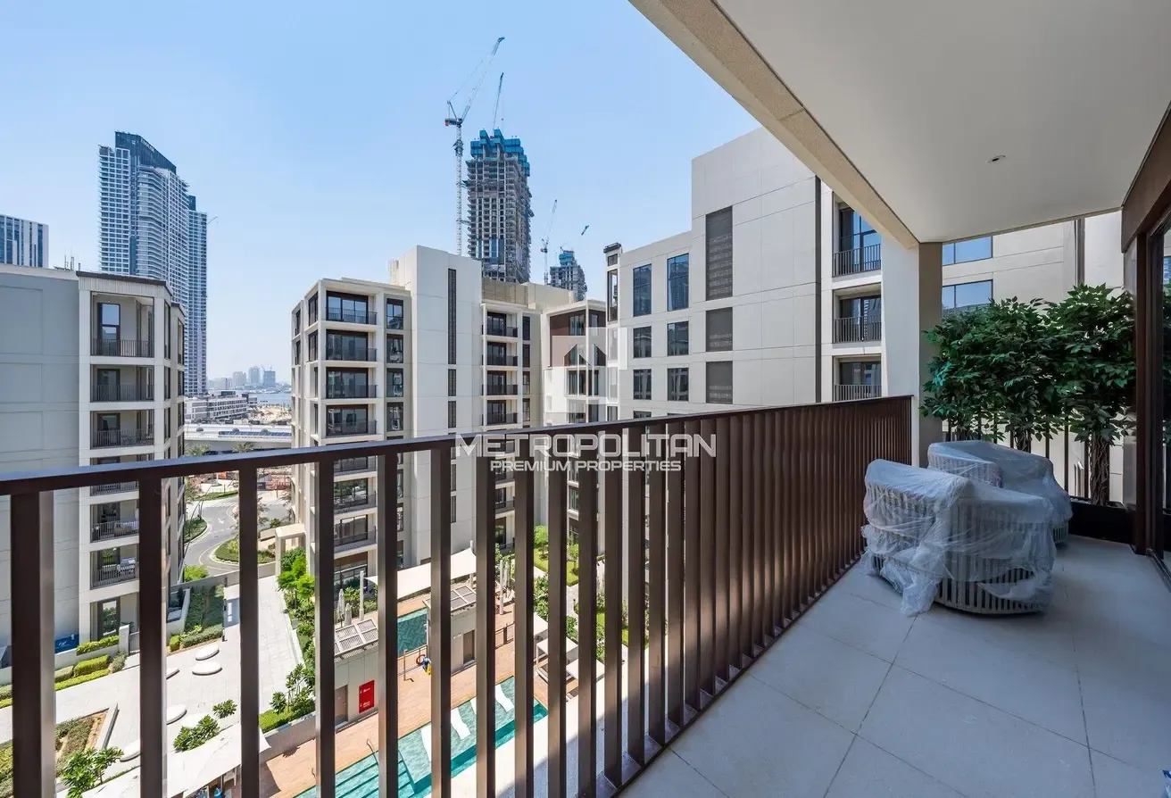 Fully Upgraded and Furnished | Vacant Now
