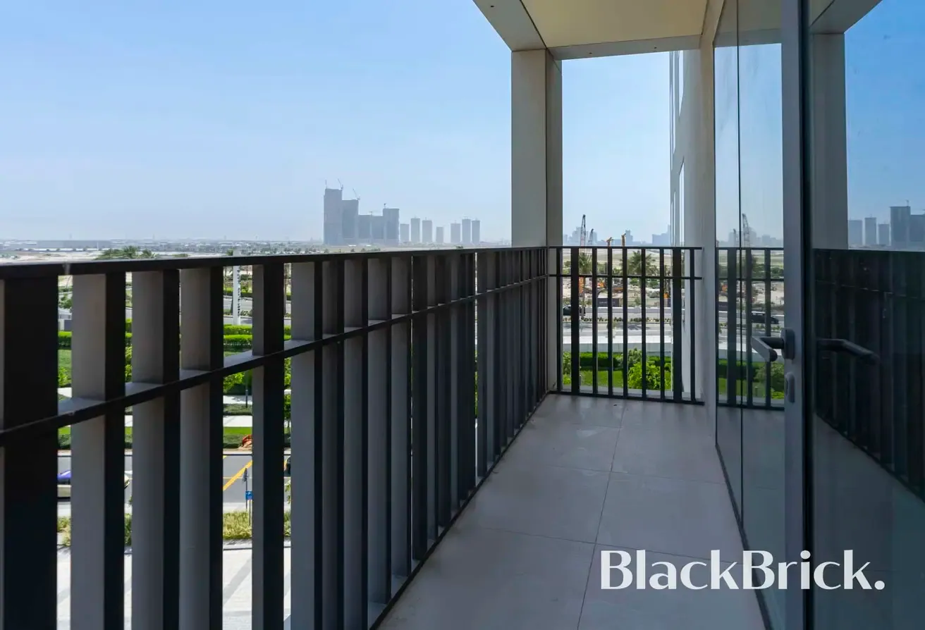 Vacant & Ready | Modern Living at Creek Beach