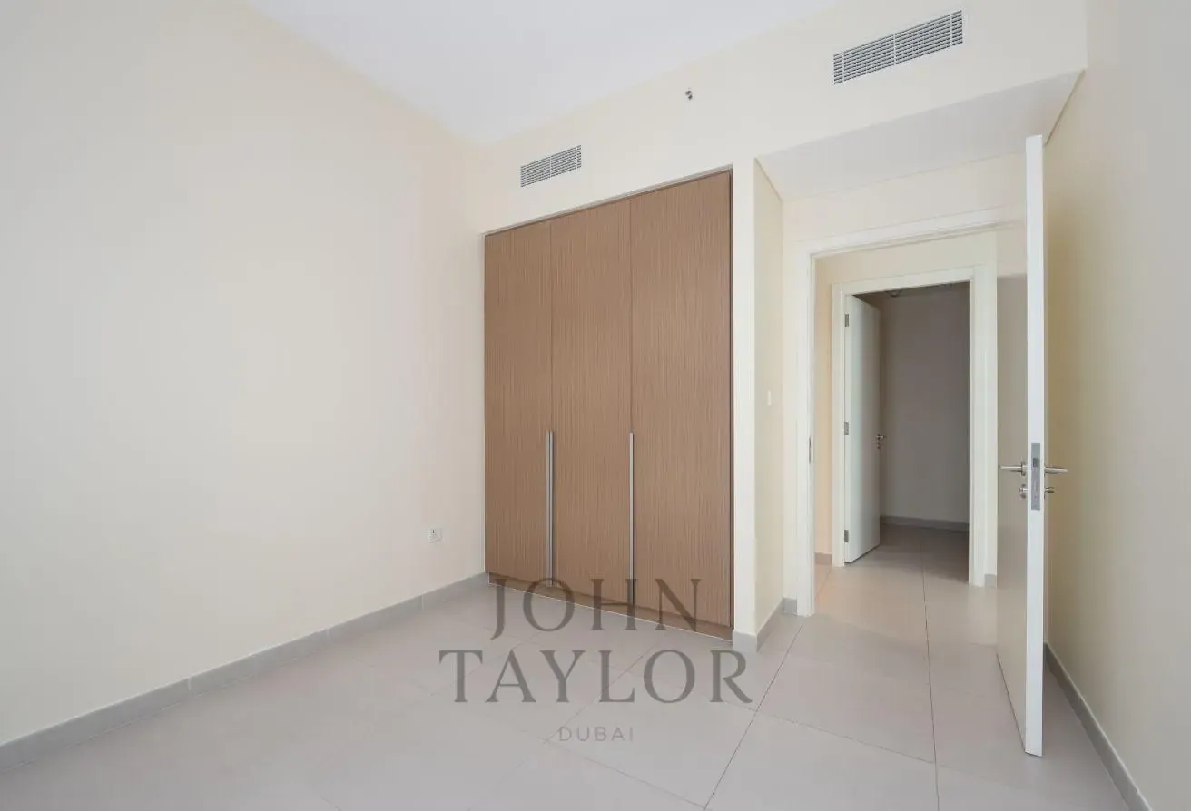 3-Bedroom Apartment FOR SALE in Surf at Creek