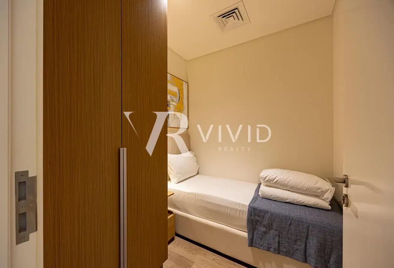 3 Bedroom | Top Floor | Rare Layout