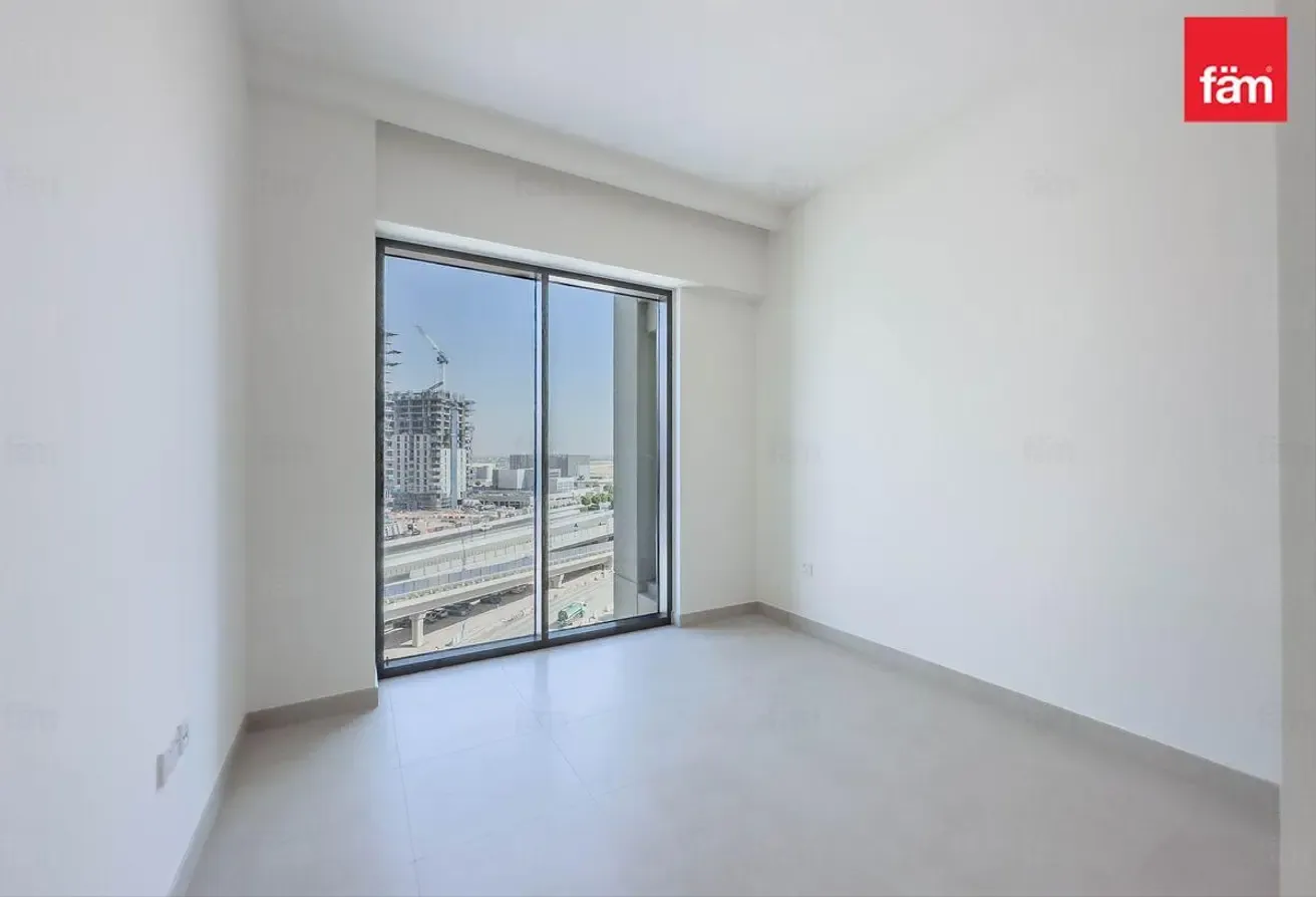 Elegant 3br | Wide Open Layout | Vacant