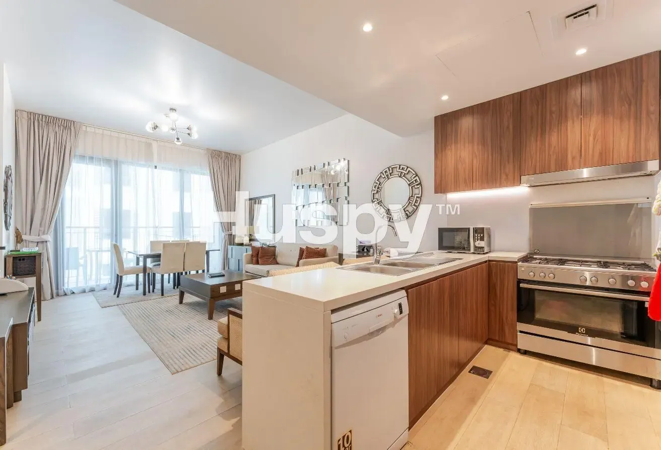 Vacant | Fully Furnished | Beachfront