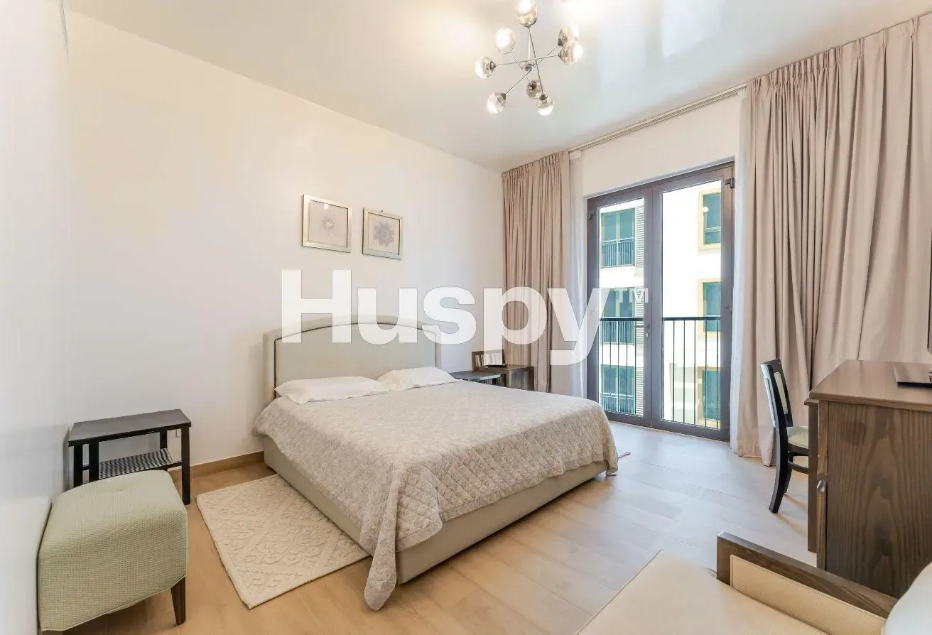 Vacant | Fully Furnished | Beachfront