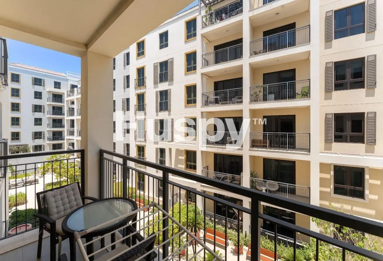 Vacant | Fully Furnished | Beachfront