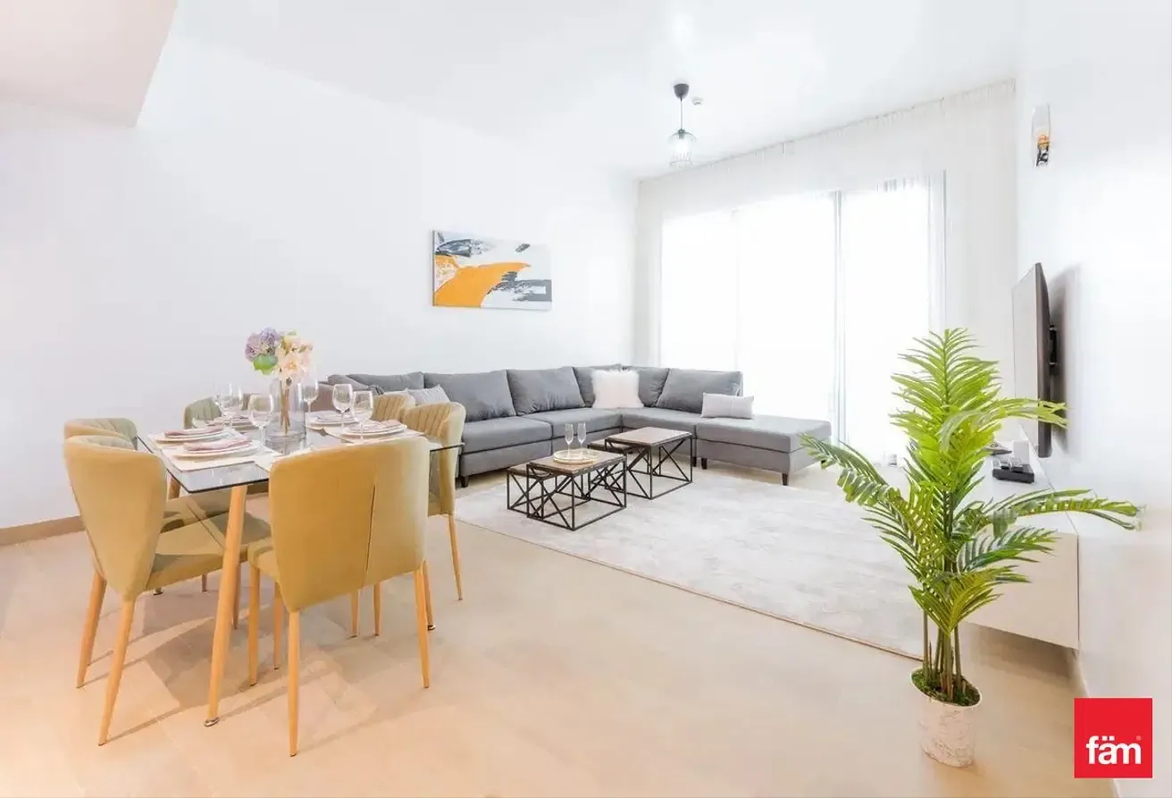 Fully Furnished | Stunning Apartment | Well Priced