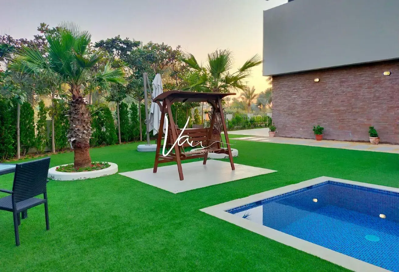 Exclusive I Golf Views I Huge Plot I VD1