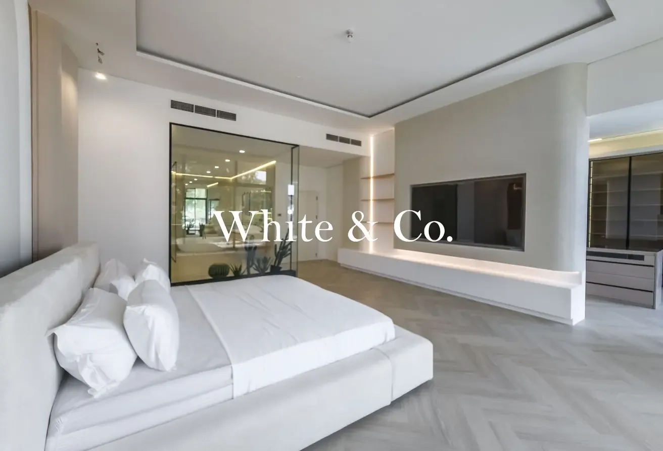 VD1 | Exclusive | 6 Bedroom | Golf Backing