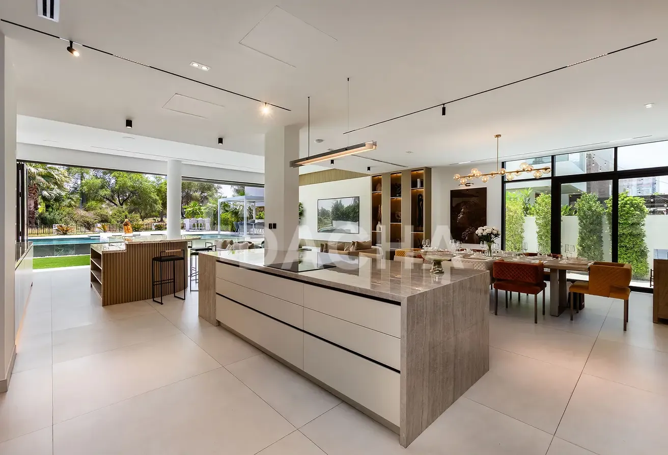 TURN-KEY | GOLF VILLA | LARGE PLOT
