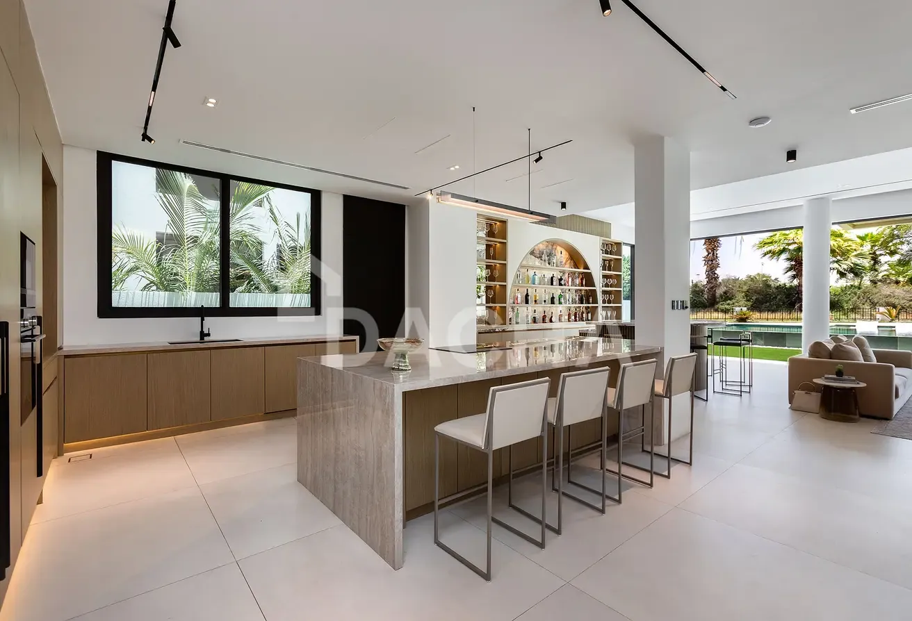 TURN-KEY | GOLF VILLA | LARGE PLOT