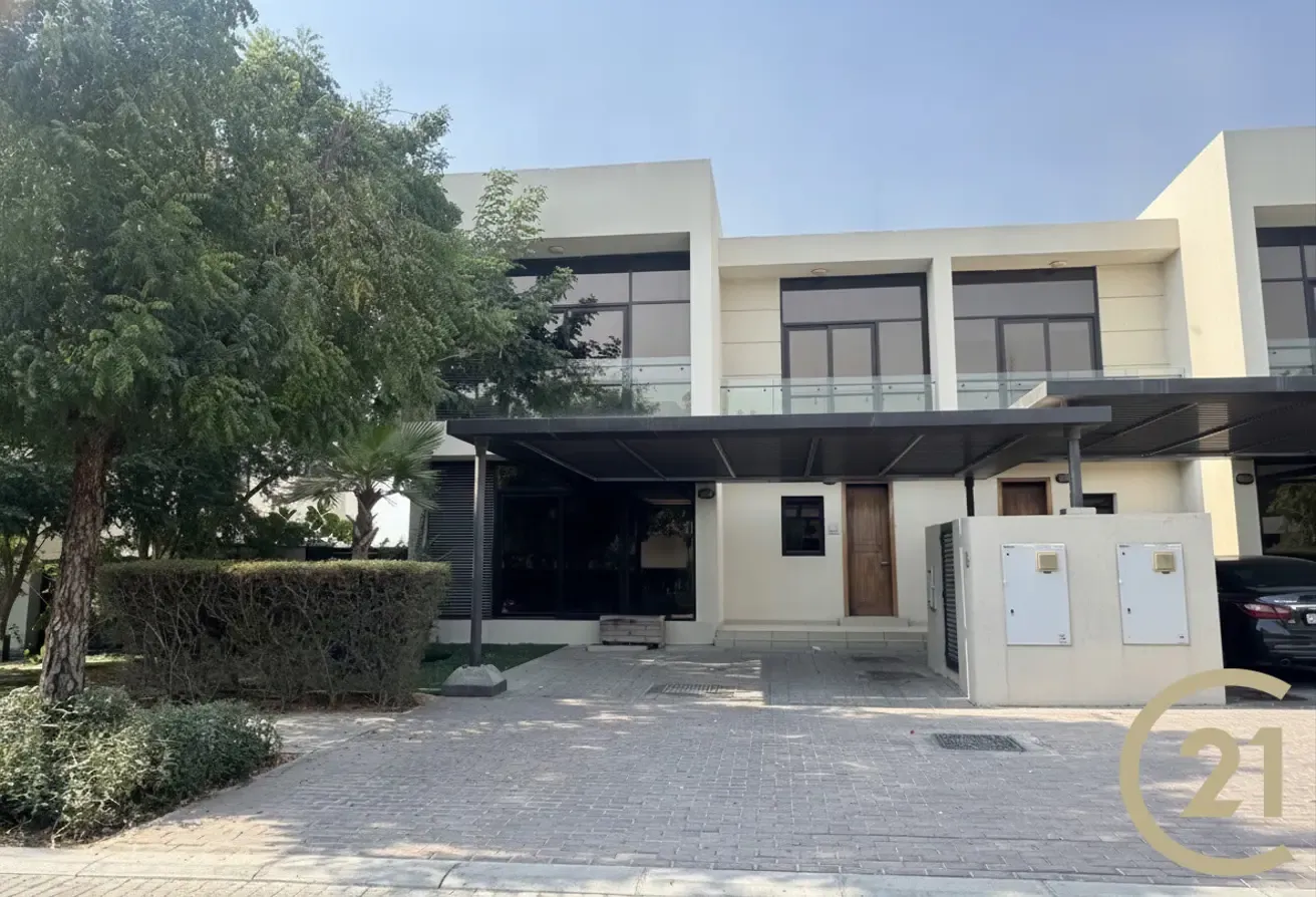 5 Bedroom | Maids | Vacant | Single Row