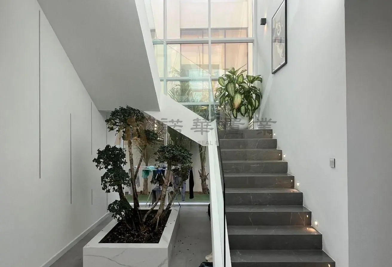 Upgraded | Fully Furnished | Golf View | Vacant