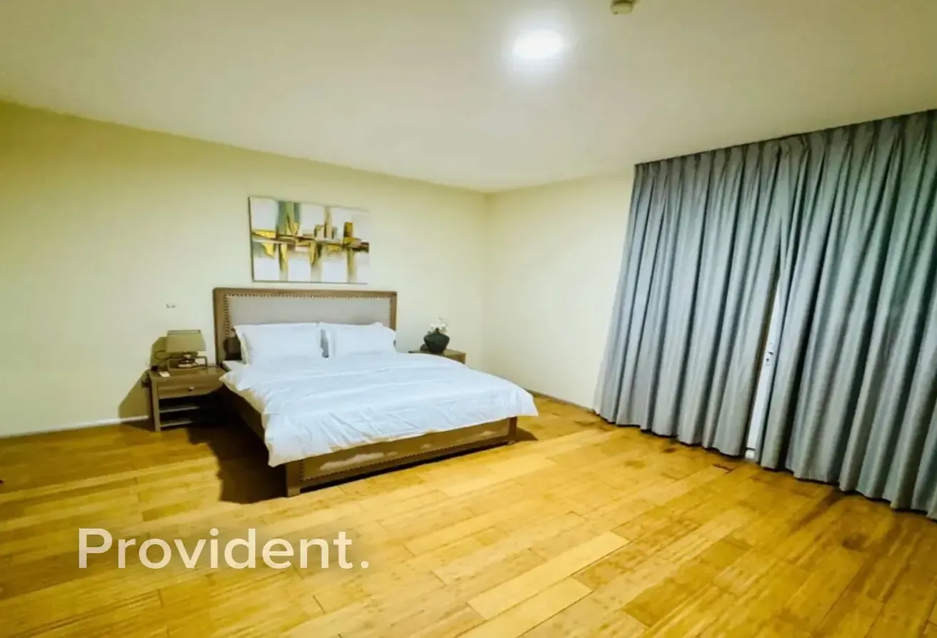 Fully Furnished | Vacant | Huge Layout