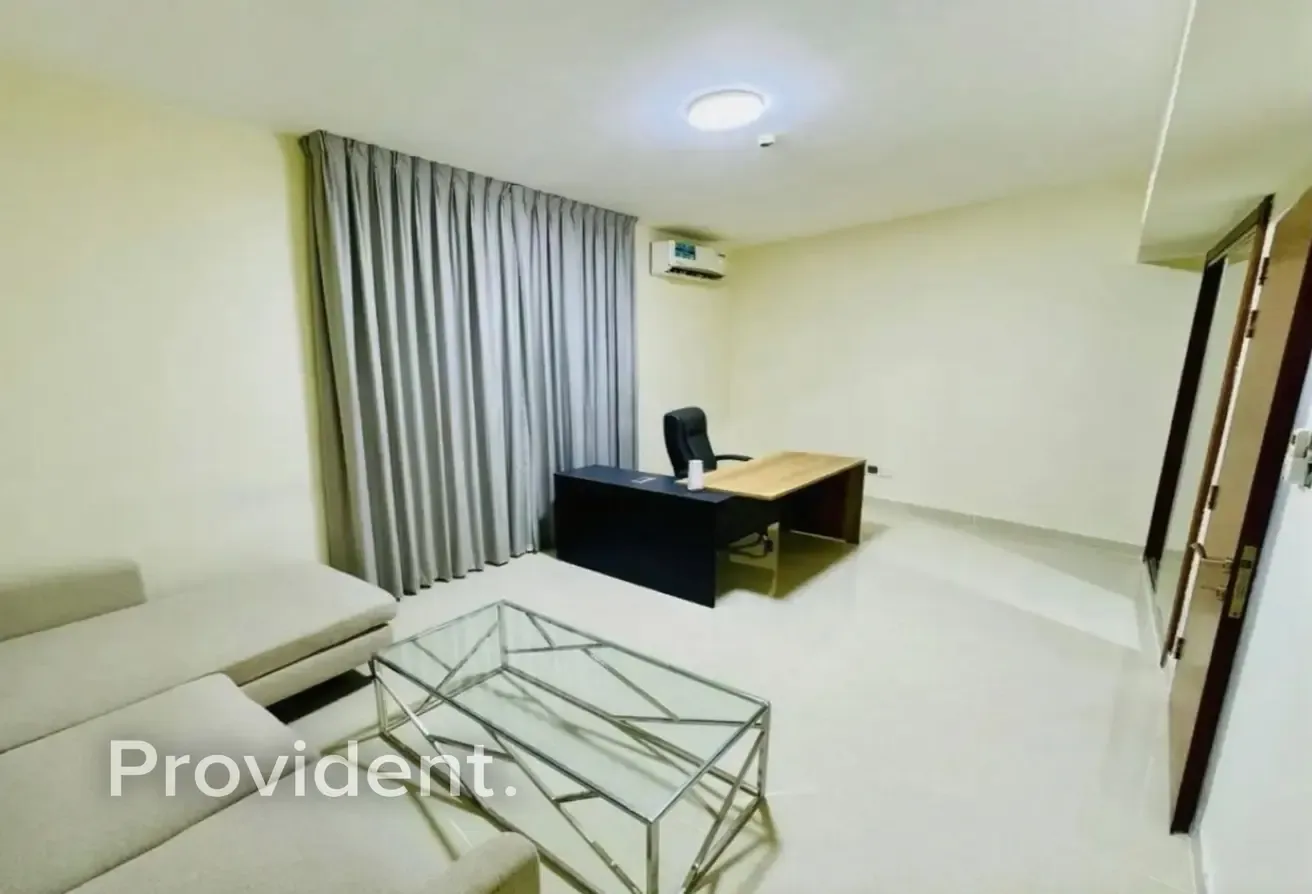 Fully Furnished | Vacant | Huge Layout
