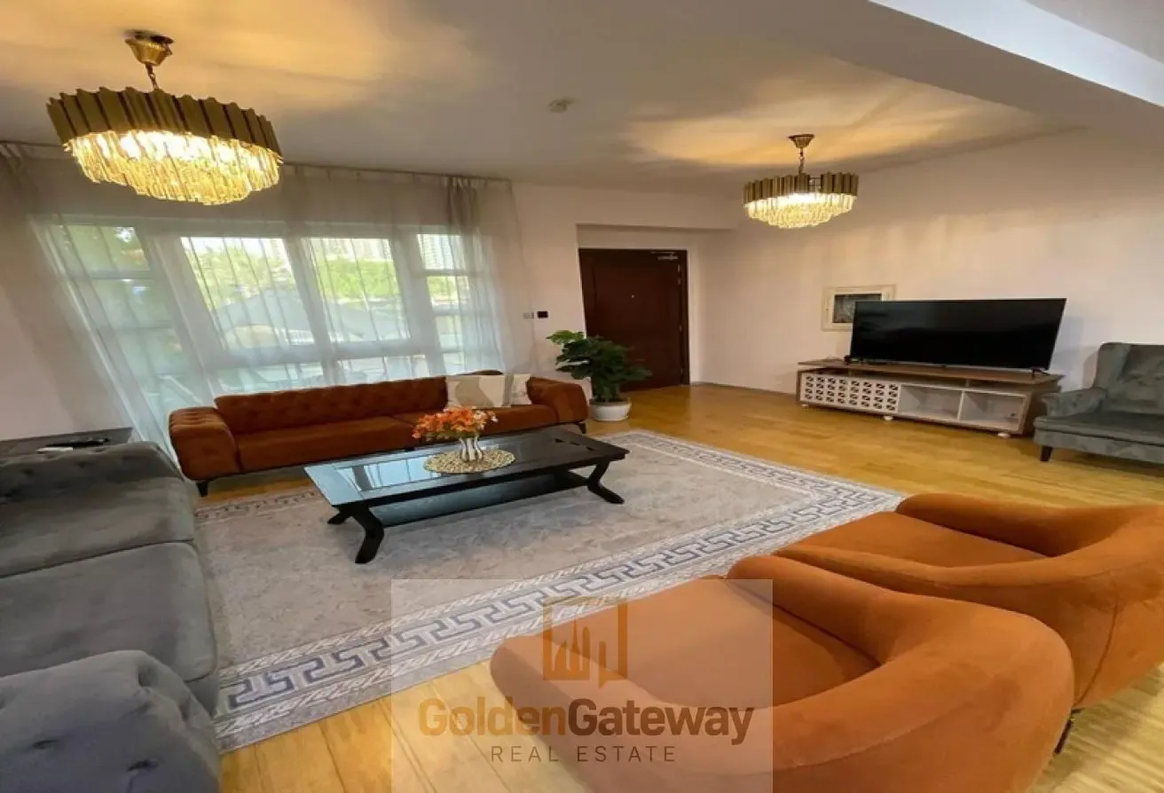 Investor  Deal| Furnished |Vacant| Huge Garden