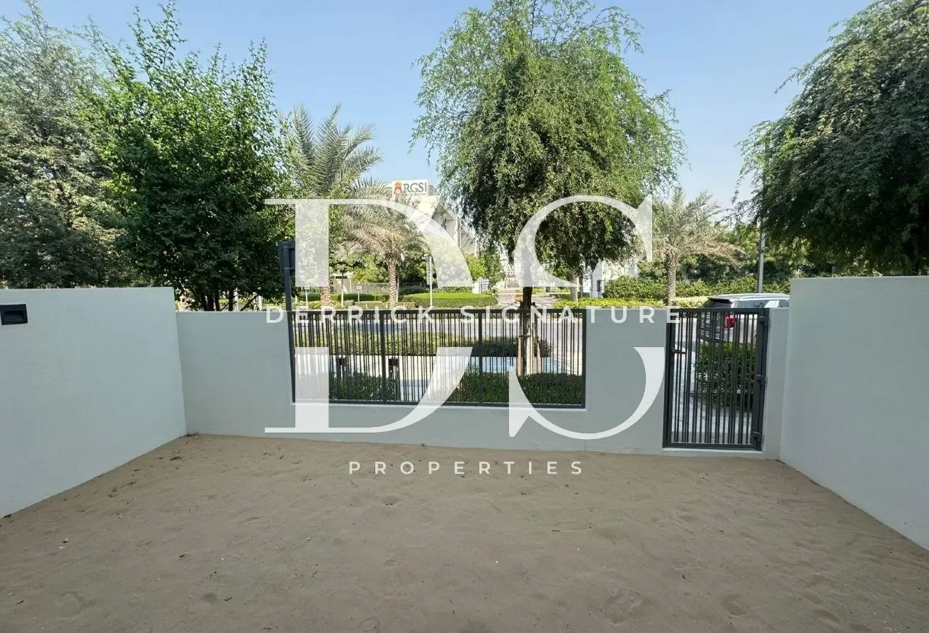 Aura Gardens | 3 Bed + Maid | Private Garden