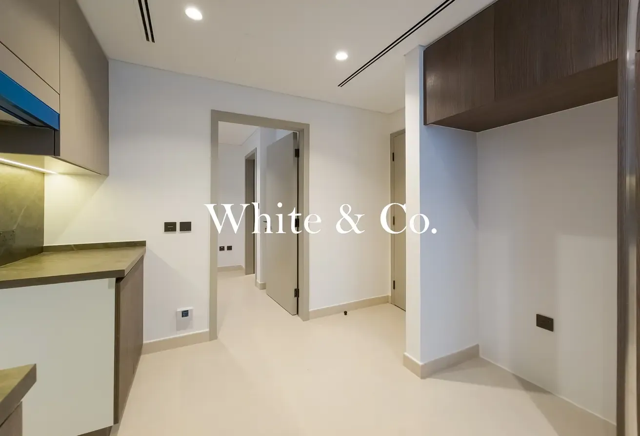 Closed kitchen | Single row | Appliances