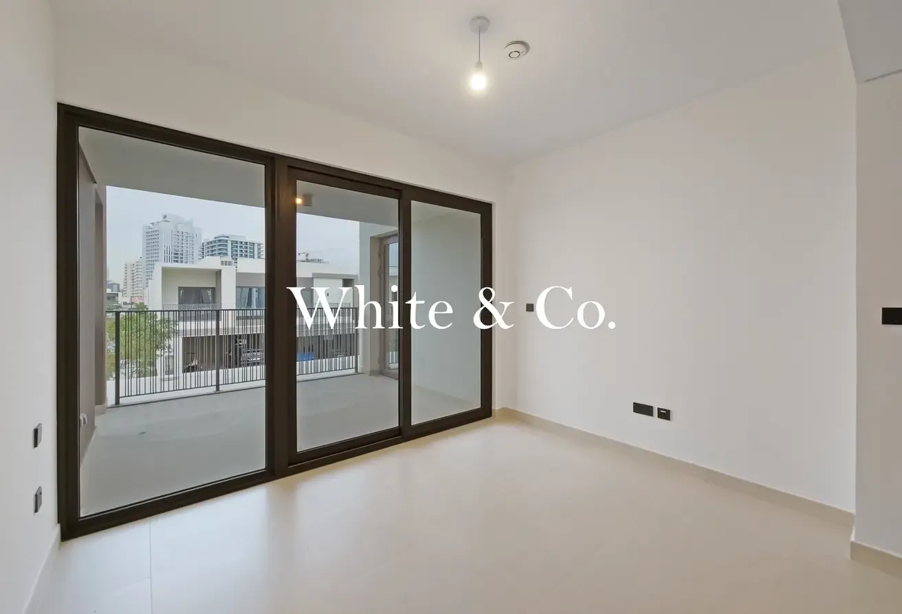 Closed kitchen | Single row | Appliances
