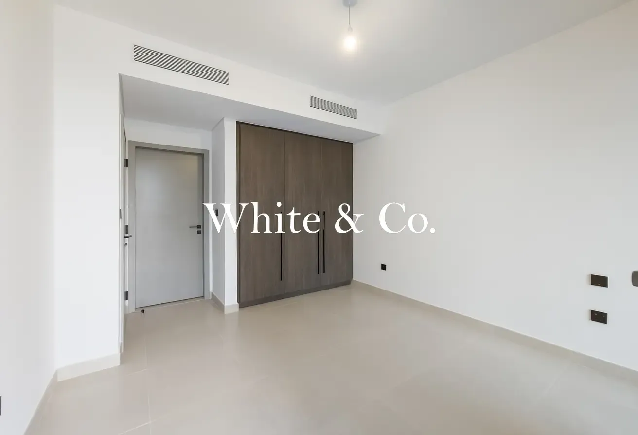 Closed kitchen | Single row | Appliances