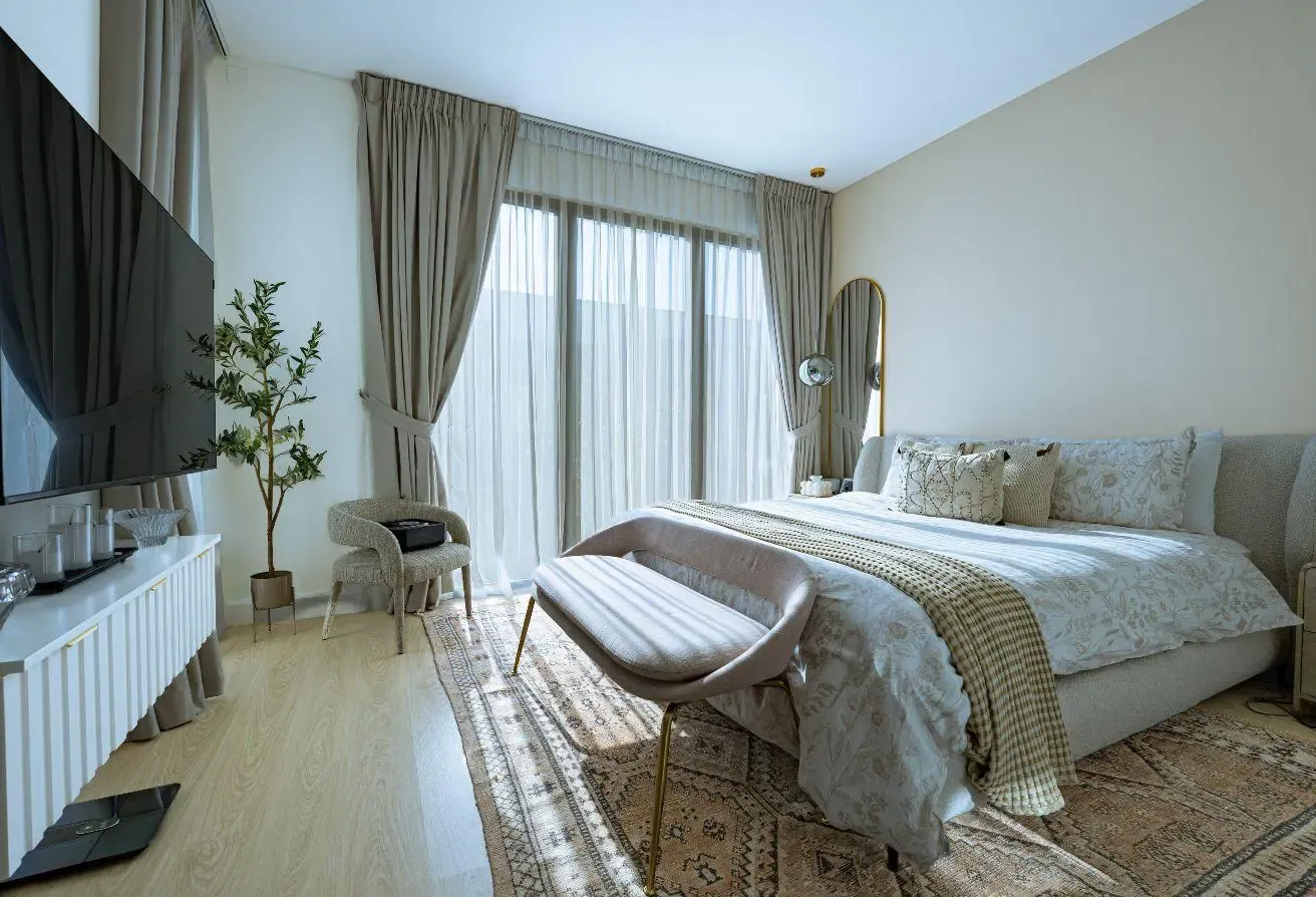 VOT | Upgraded | Extended Garden | Corner Unit