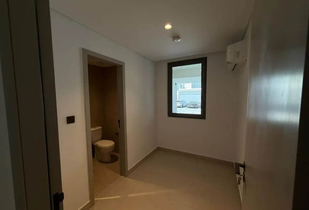 Semi Detached I Internal I Type A I Prime Location