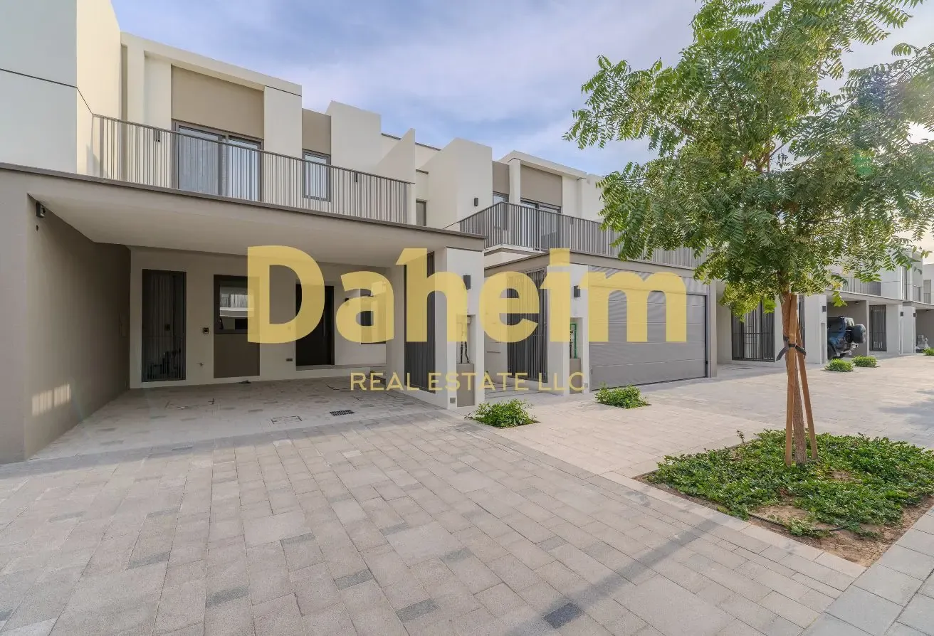 Vacant Now | Internal Plot | Close To Pool
