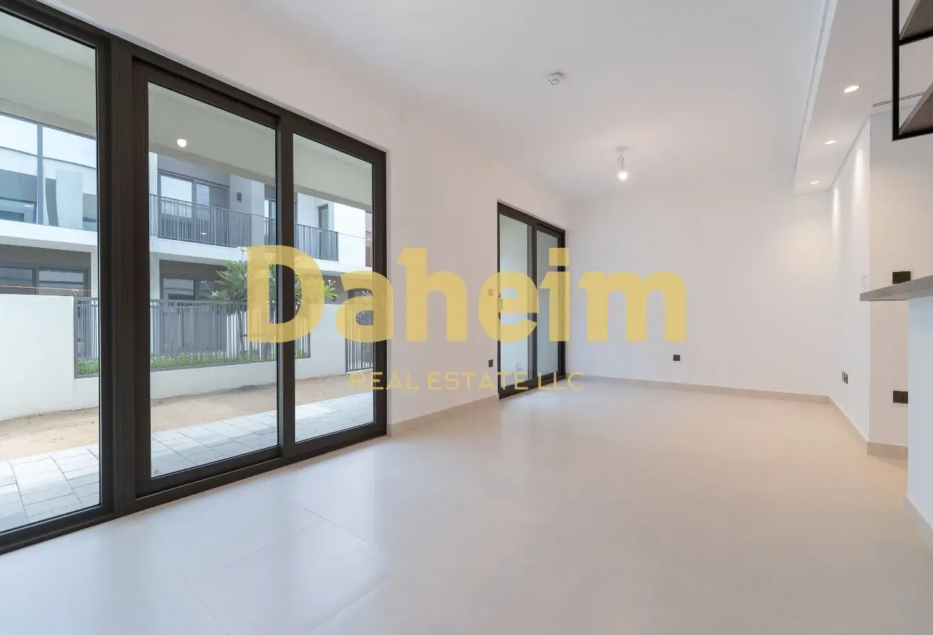 Vacant Now | Internal Plot | Close To Pool