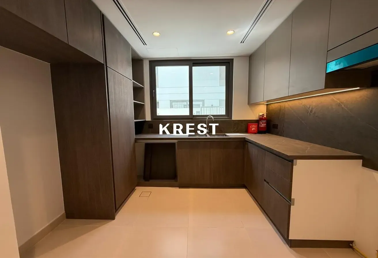 Twin Villa | Closed Kitchen | On pool and park