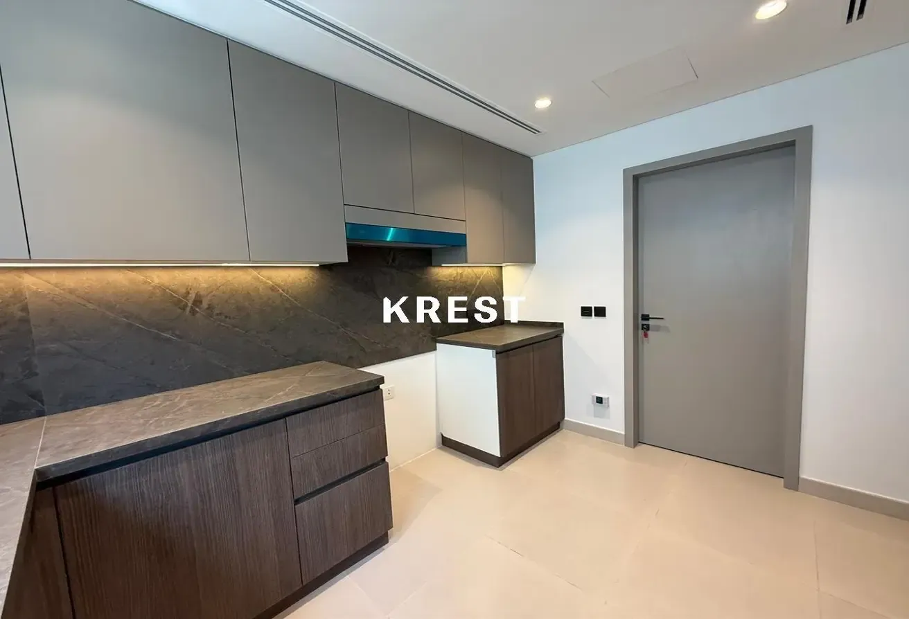 Twin Villa | Closed Kitchen | On pool and park