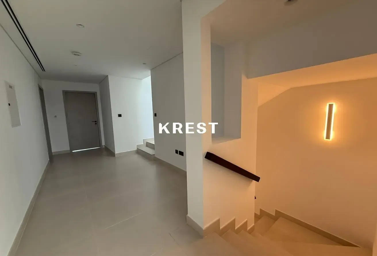 Twin Villa | Closed Kitchen | On pool and park