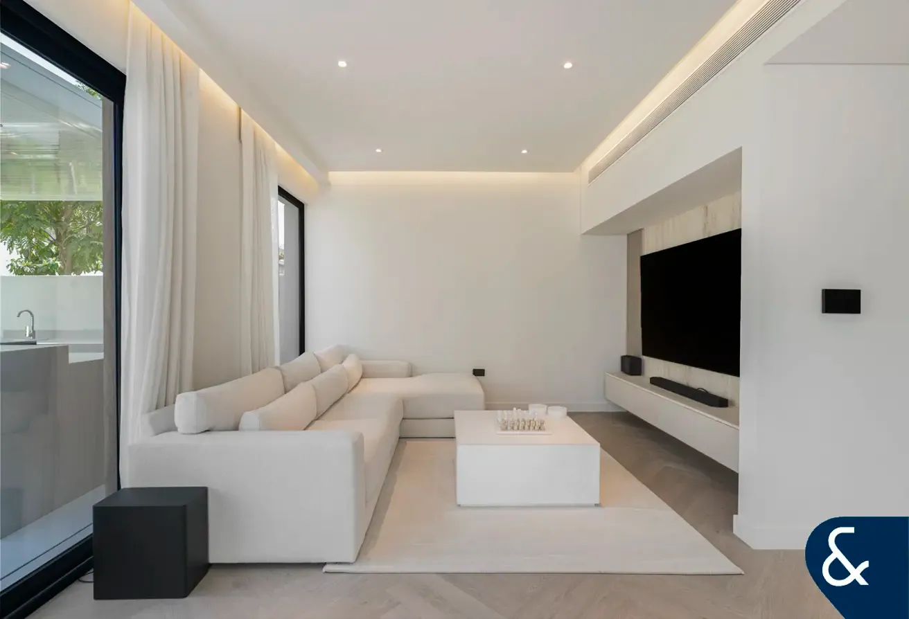 High Spec Renovation | Extended | Exclusive