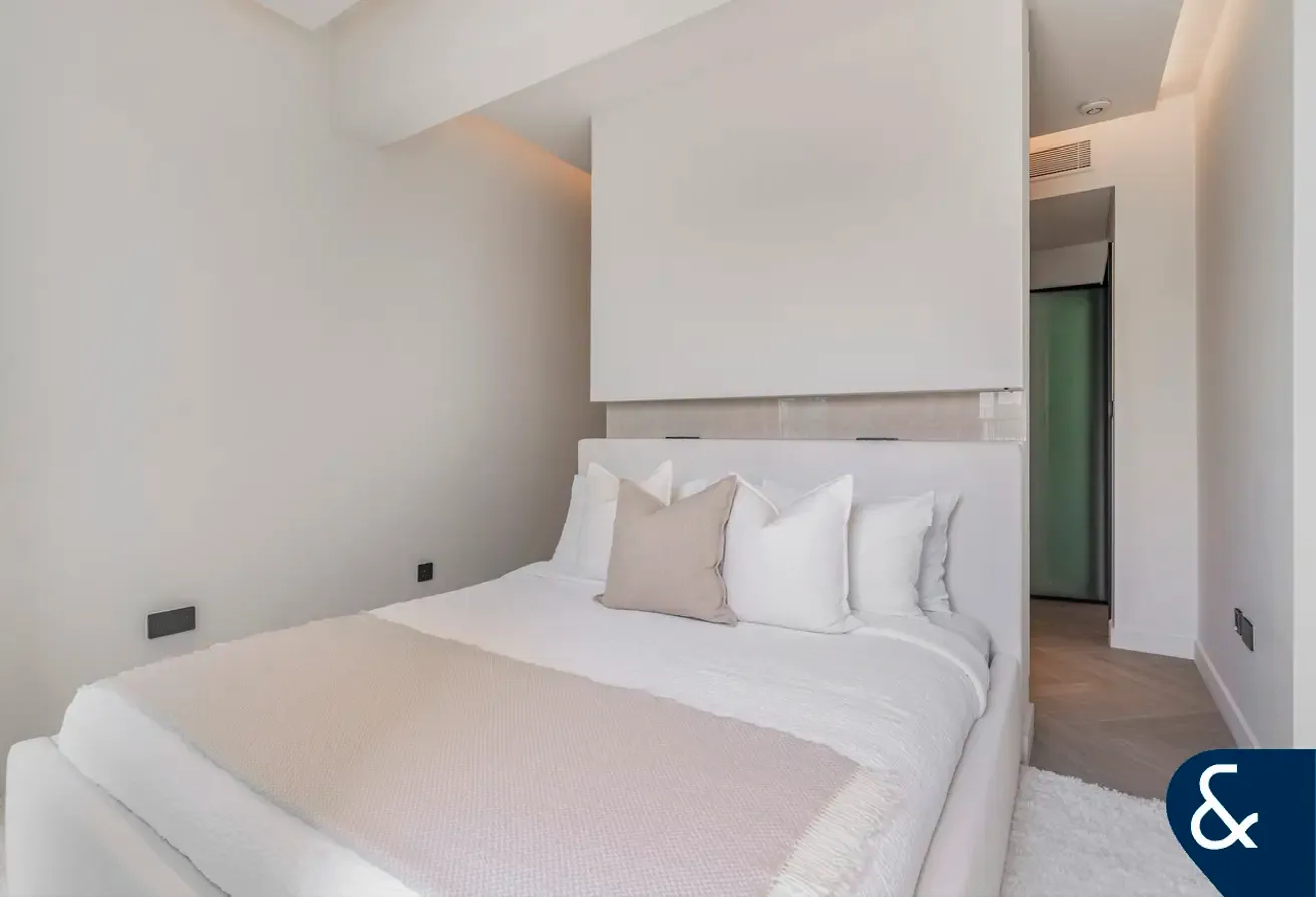 High Spec Renovation | Extended | Exclusive