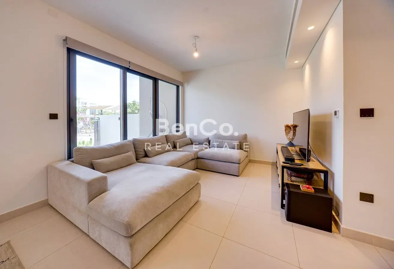 Best Location | On Park | Upgraded