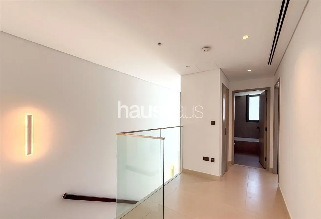 Brand New | Close to park & Pool | Internal
