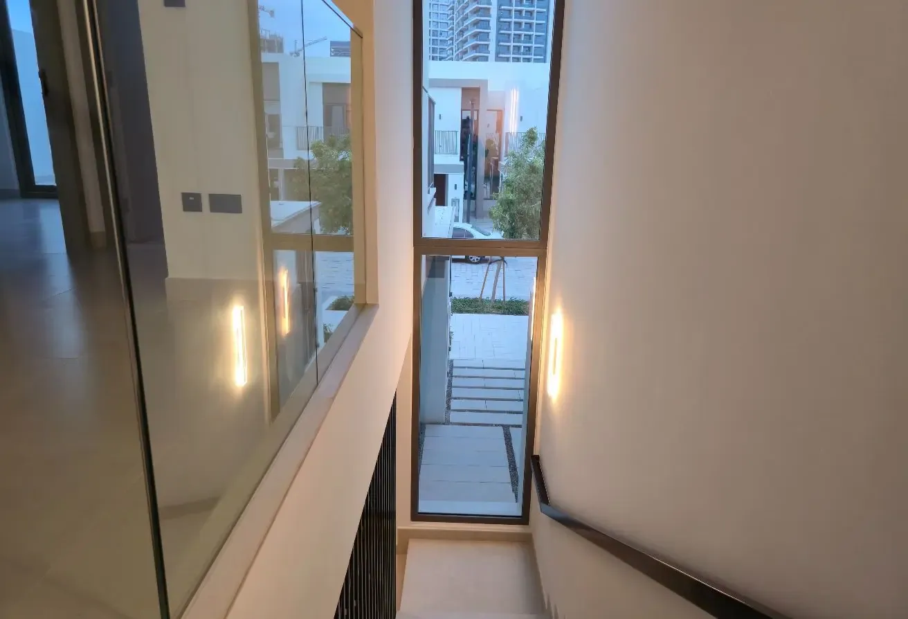 UNFURNISHED | EV CHARGER | COVERED PARKING