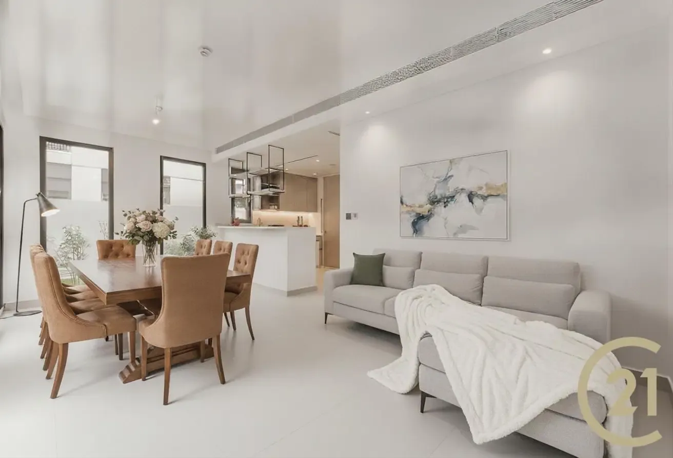Internal | Vacant on Transfer | Corner Unit
