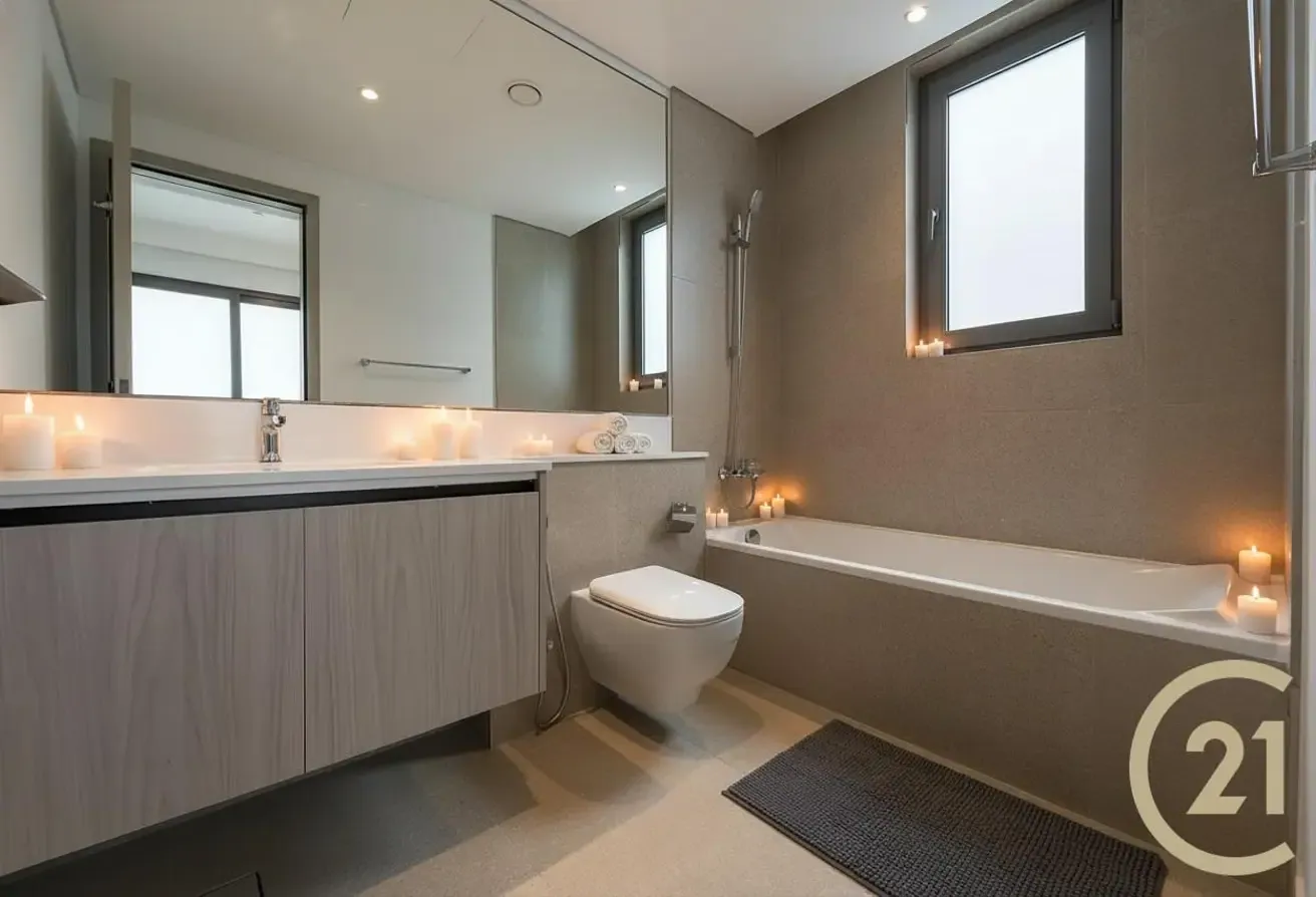 Internal | Vacant on Transfer | Corner Unit