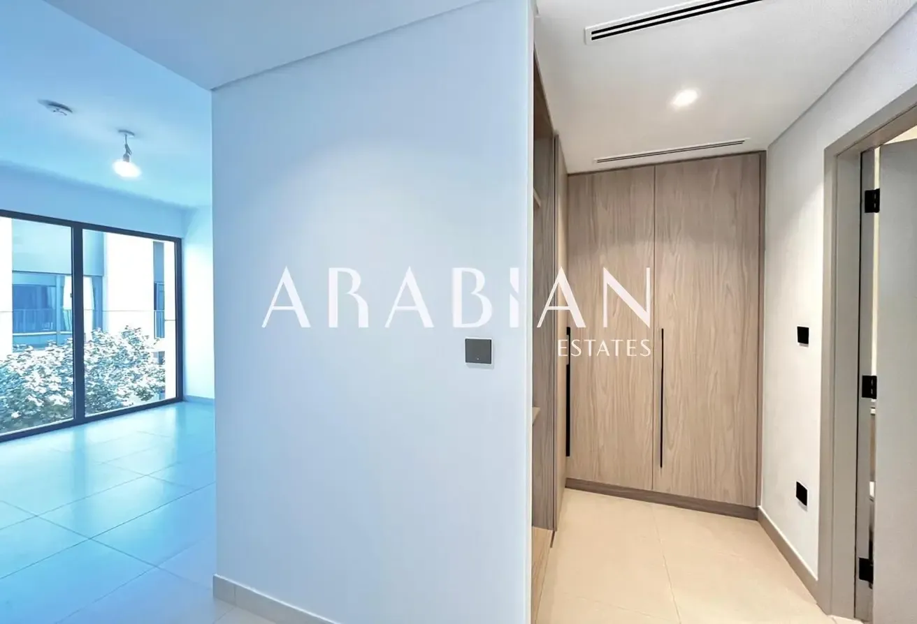 Internal | Motivated | Close to Pool and Park