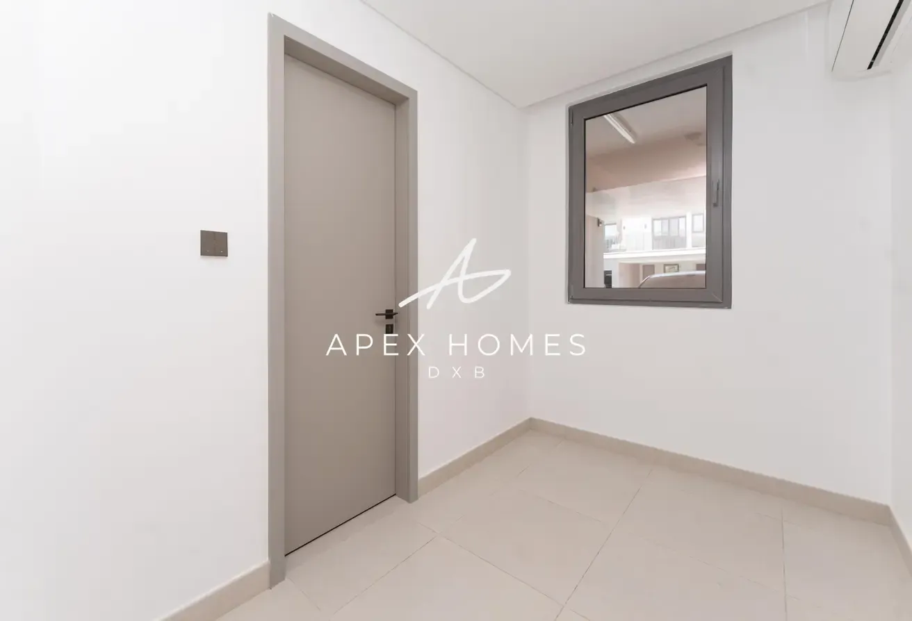 Vacant | Internal Location | Close to Amenities
