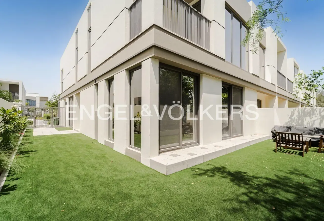 Single Row | Brand New | Prime Location