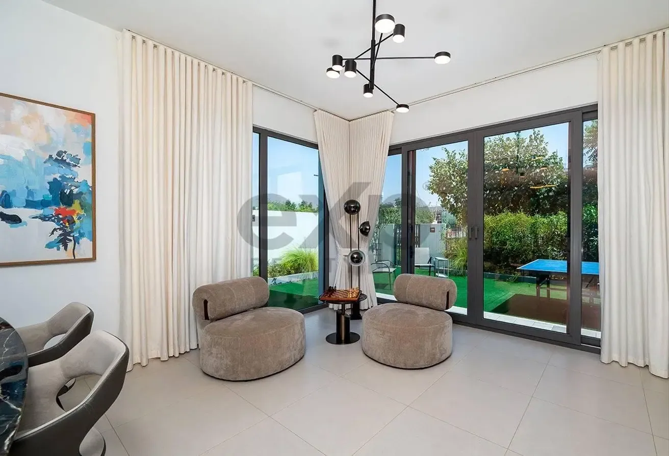 Upgraded Corner Villa | Linear Park | Near Lagoon