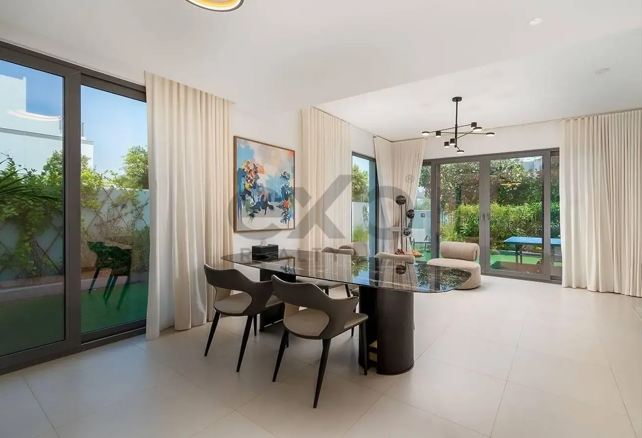 Upgraded Corner Villa | Linear Park | Near Lagoon
